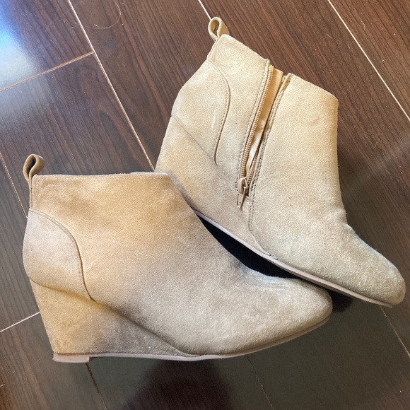 Lily Morgan Brown Booties - Picture 1 of 1